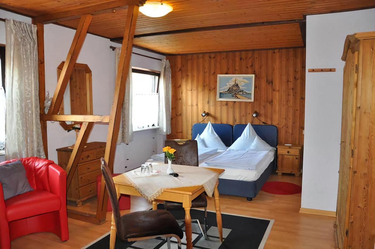 Bauer'S Pension-Restaurant-Catering Grosshabersdorf Kültér fotó