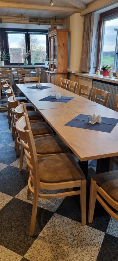 Bauer'S Pension-Restaurant-Catering Grosshabersdorf Kültér fotó